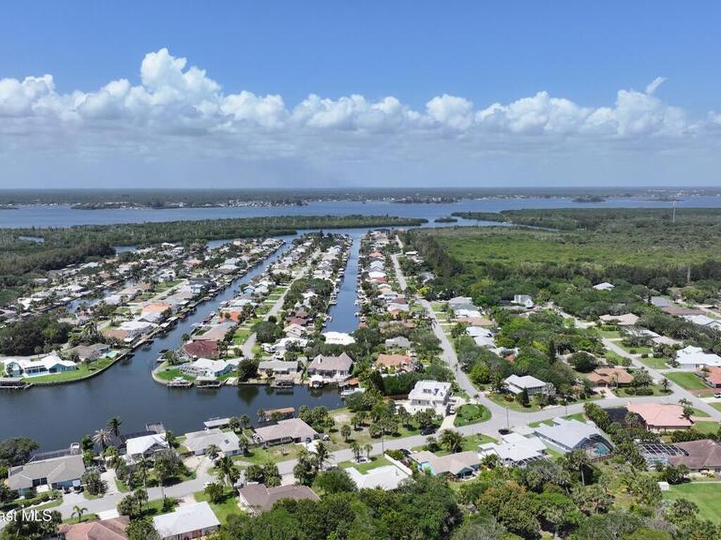 351 Nikomas Way, Melbourne Beach, FL 32951