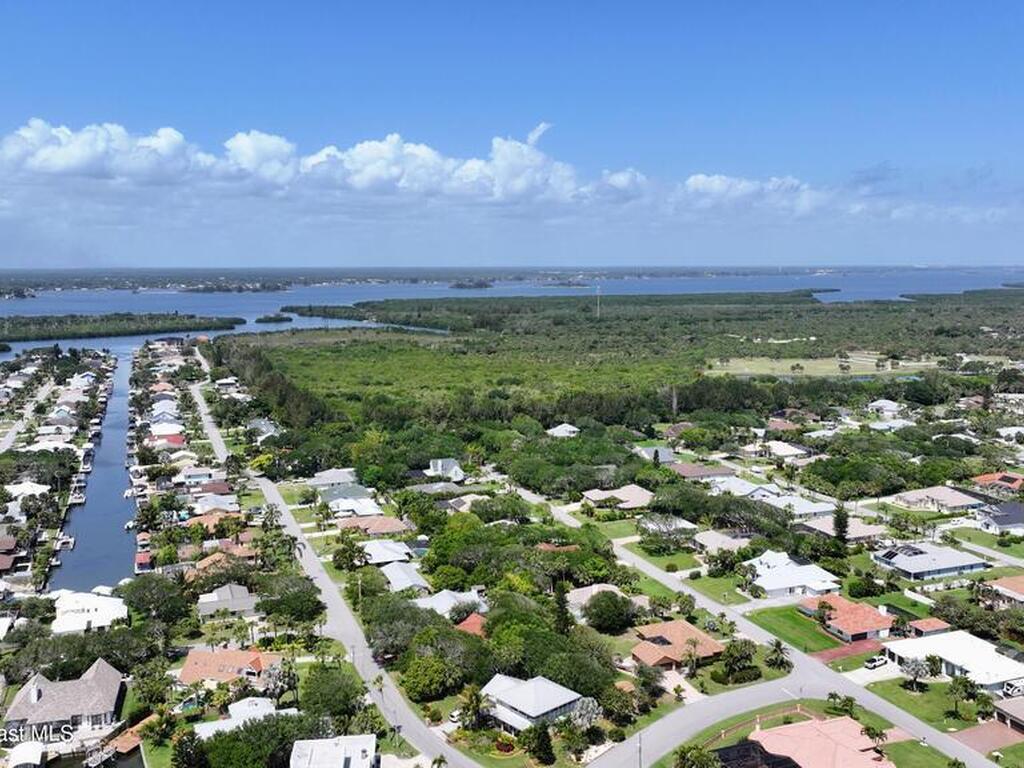 351 Nikomas Way, Melbourne Beach, FL 32951