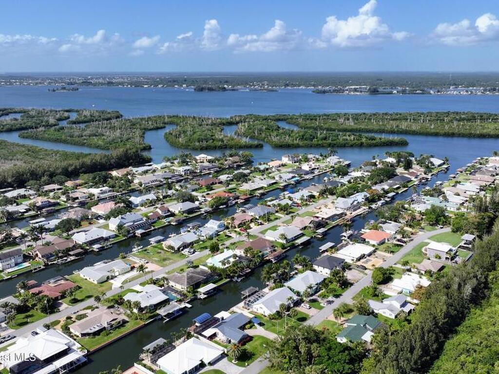 351 Nikomas Way, Melbourne Beach, FL 32951