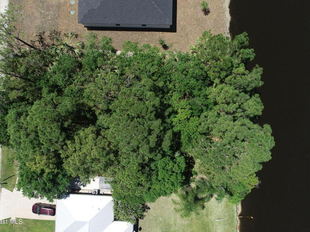 569 Joy Haven Drive, Sebastian, FL 32958