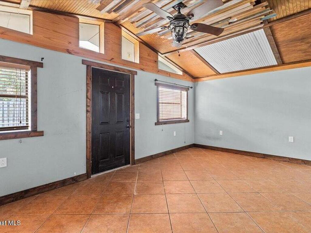 875 Waikiki Drive, Merritt Island, FL 32953