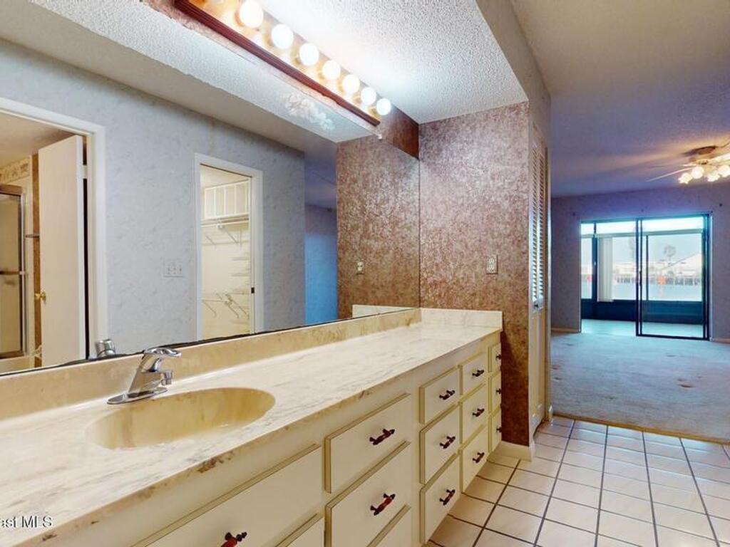 200 S Banana River Boulevard, Cocoa Beach, FL 32931