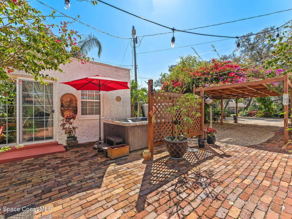 2109 Indian River Drive, Cocoa, FL 32922