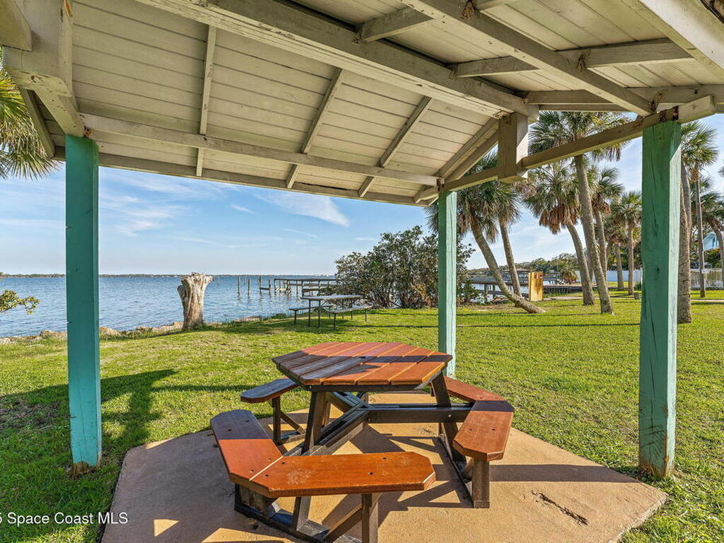 2109 Indian River Drive, Cocoa, FL 32922