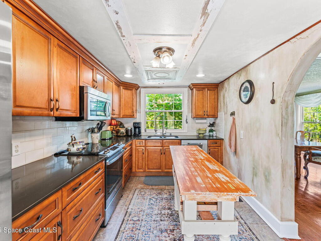 2109 Indian River Drive, Cocoa, FL 32922