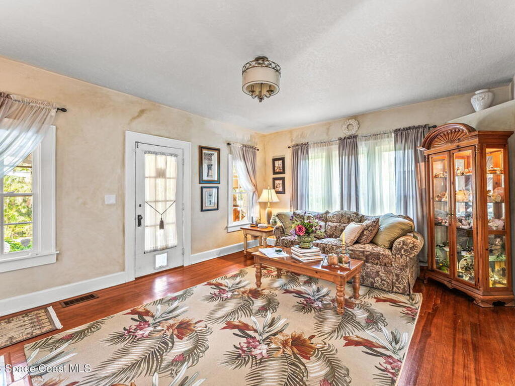 2109 Indian River Drive, Cocoa, FL 32922