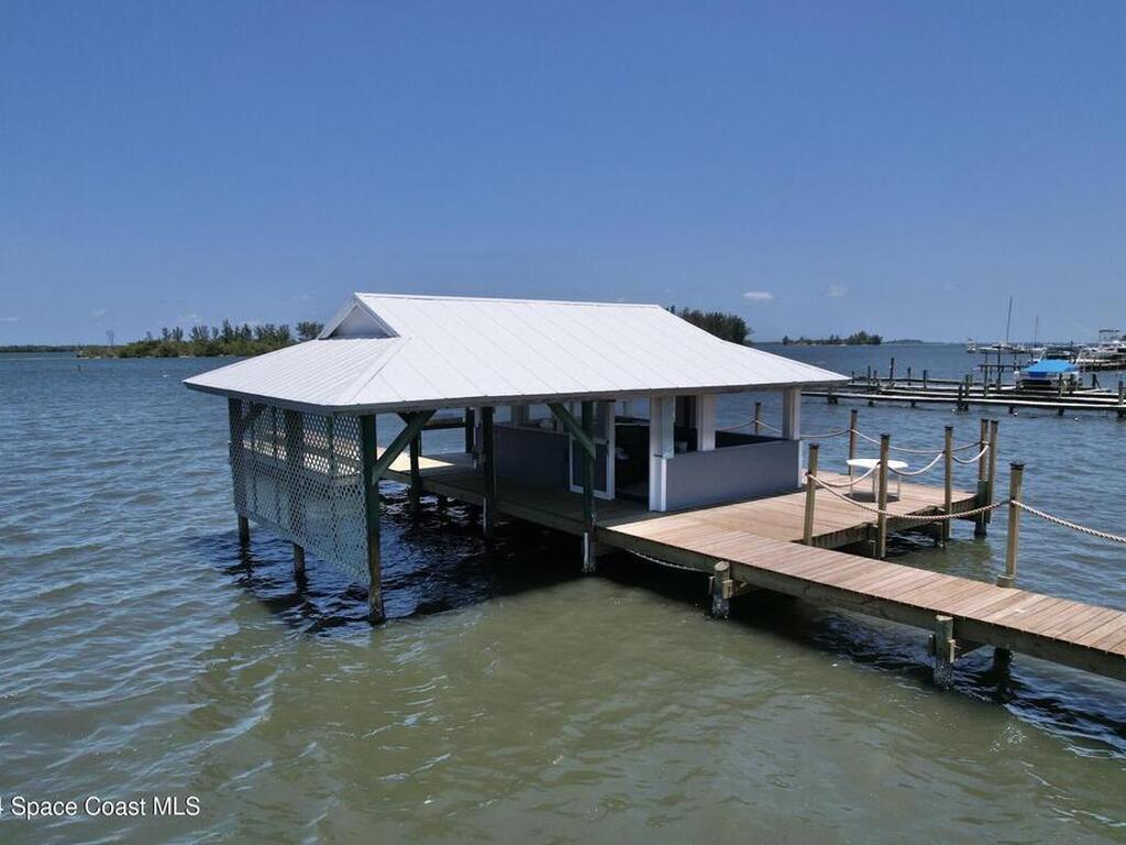 6045 S Highway 1, Grant, FL 32949