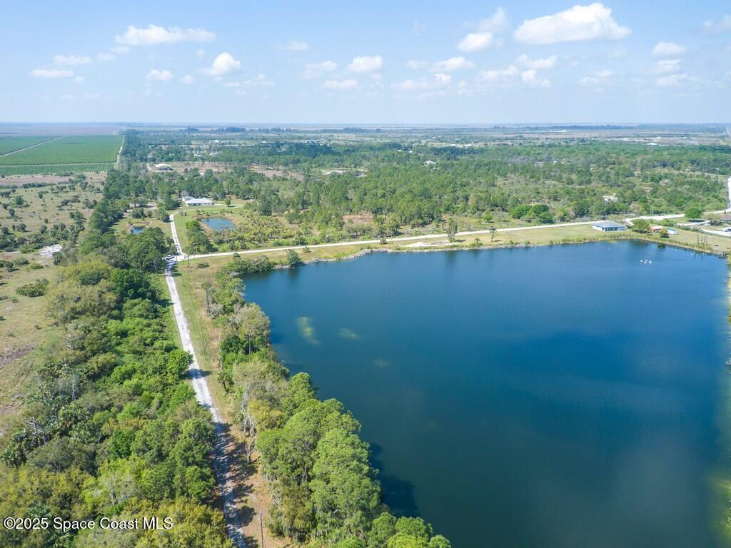 7735 21st Street, Vero Beach, FL 32968