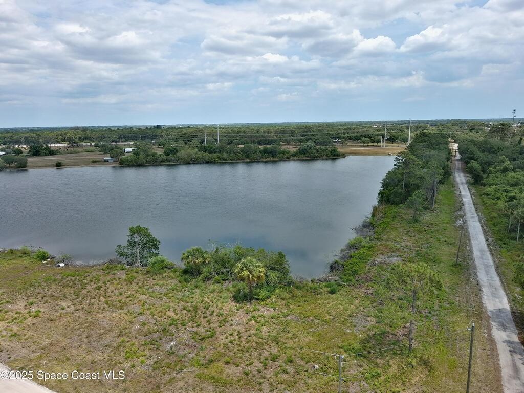 7735 21st Street, Vero Beach, FL 32968