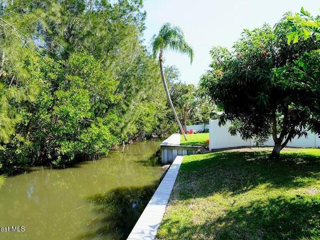 374 Nikomas Way, Melbourne Beach, FL 32951