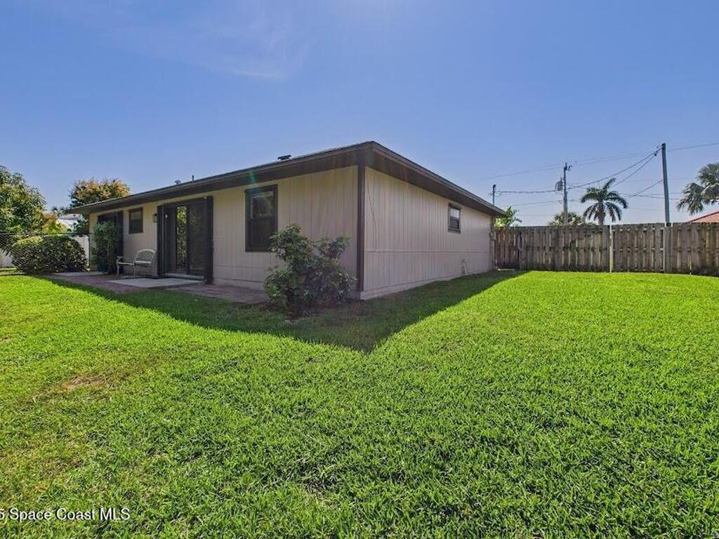 374 Nikomas Way, Melbourne Beach, FL 32951