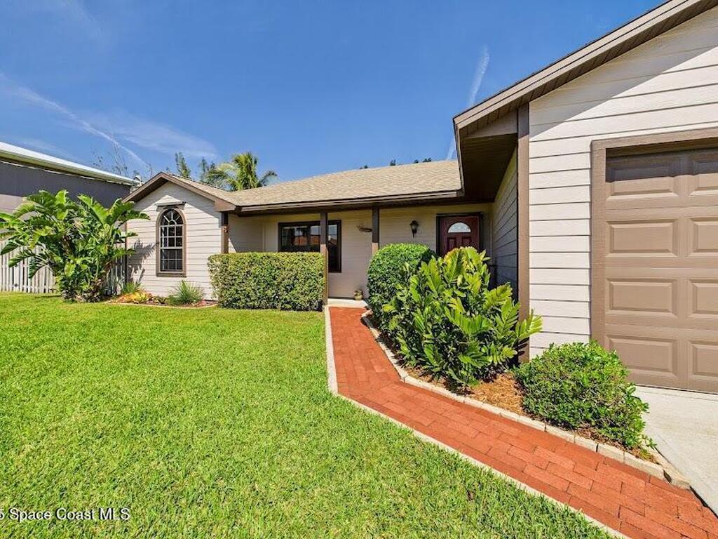 374 Nikomas Way, Melbourne Beach, FL 32951