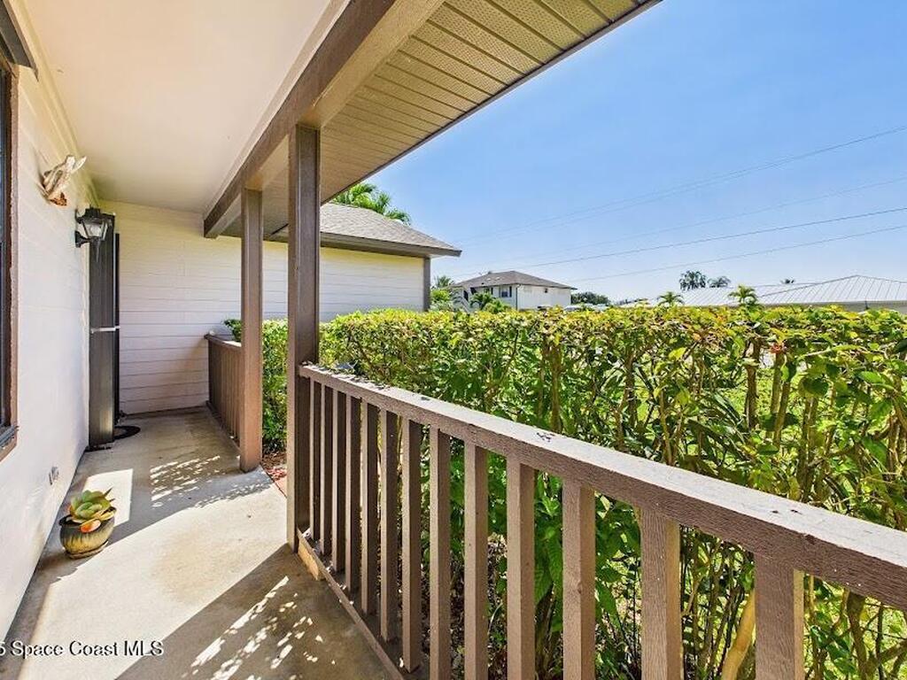 374 Nikomas Way, Melbourne Beach, FL 32951