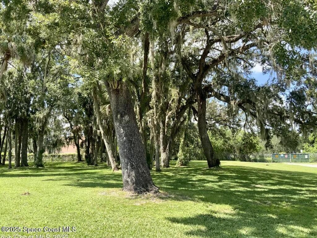 370 Holiday Park Boulevard, Palm Bay, FL 32907