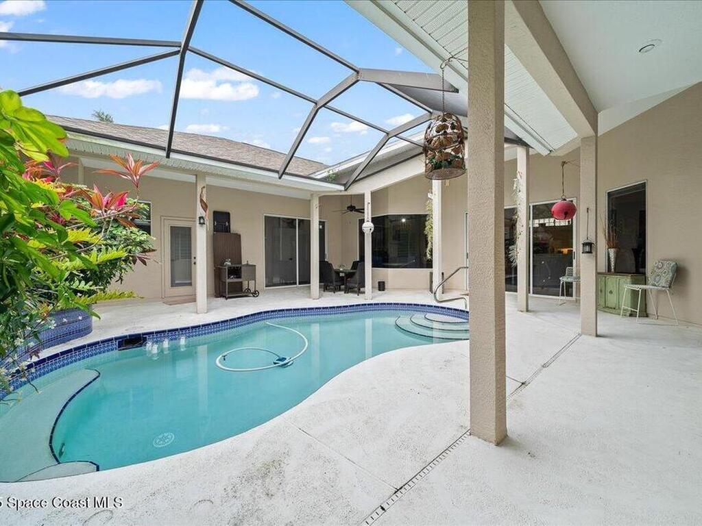 530 Carmel Drive, Melbourne, FL 32940