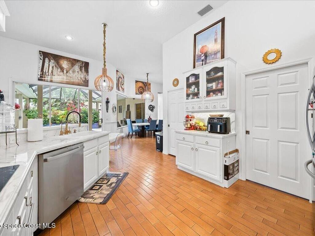 530 Carmel Drive, Melbourne, FL 32940