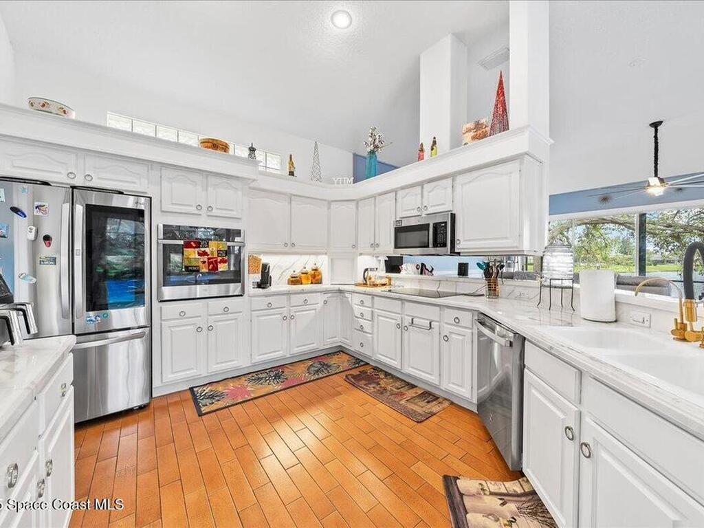 530 Carmel Drive, Melbourne, FL 32940
