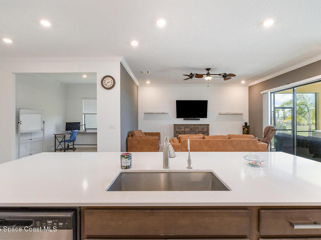 1173 Great Belt Circle, Melbourne, FL 32940