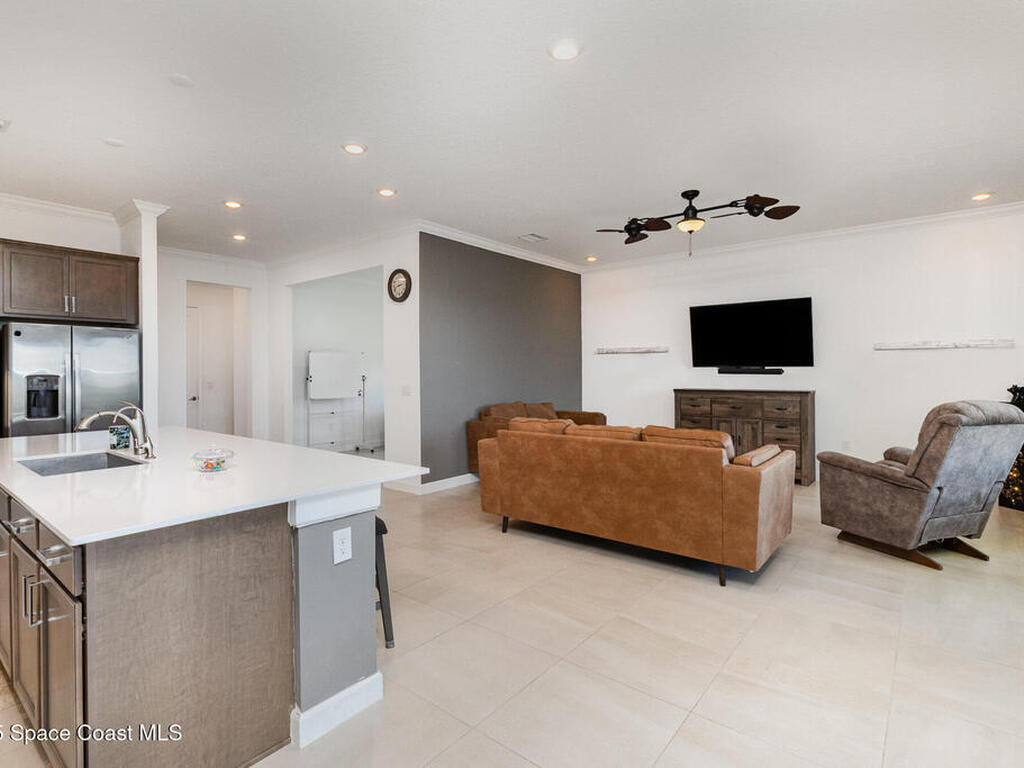 1173 Great Belt Circle, Melbourne, FL 32940