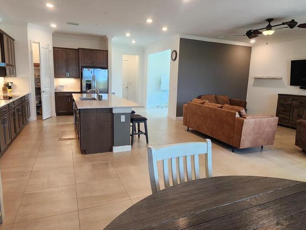 1173 Great Belt Circle, Melbourne, FL 32940