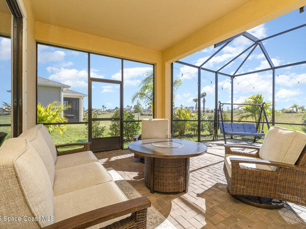 1173 Great Belt Circle, Melbourne, FL 32940
