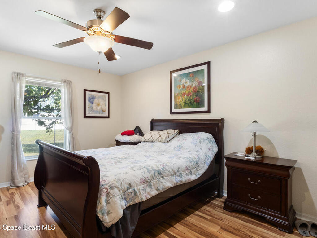 723 Pelican Court, Poinciana, FL 34759