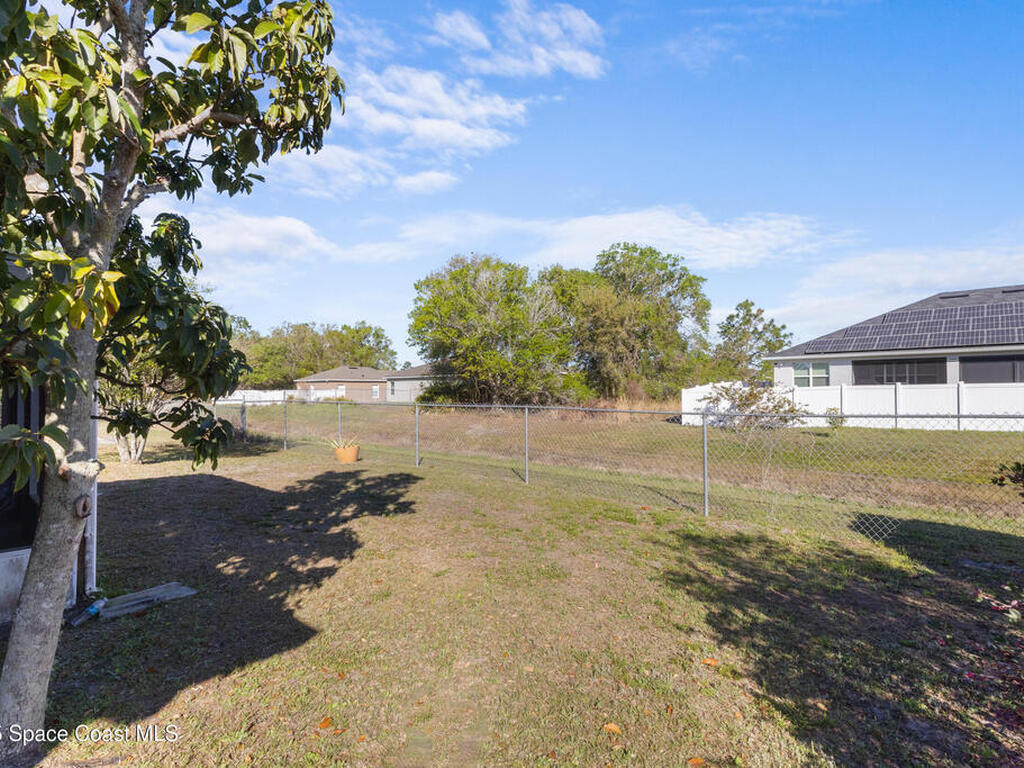 723 Pelican Court, Poinciana, FL 34759