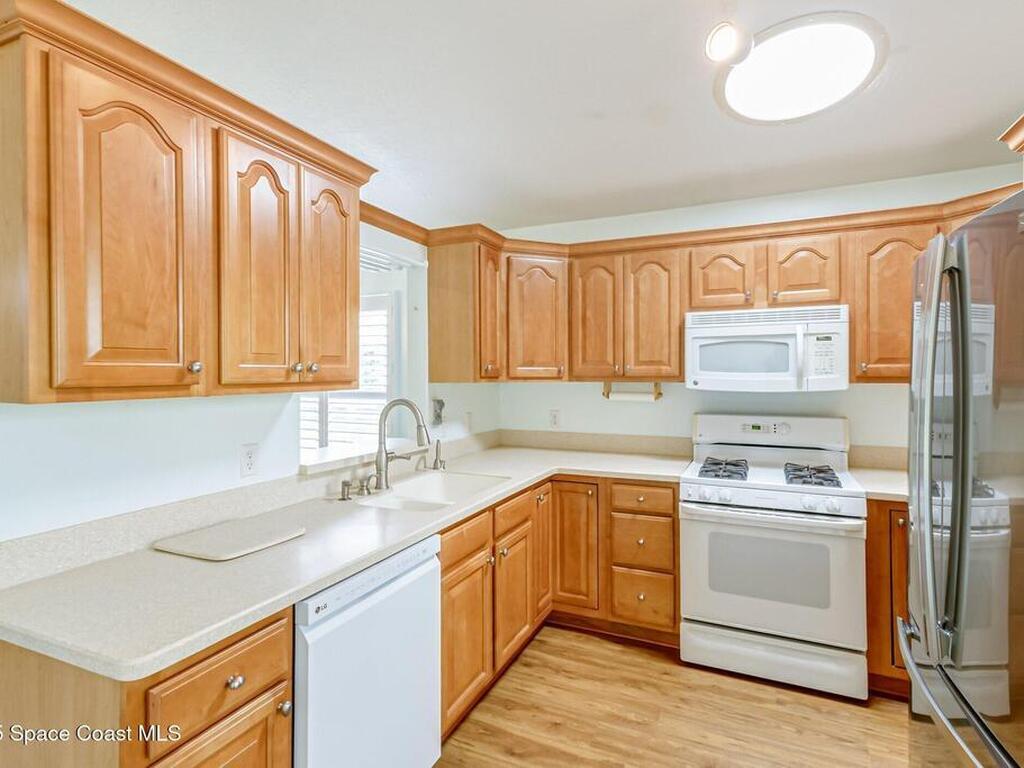 2499 Coral Ridge Circle, Melbourne, FL 32935