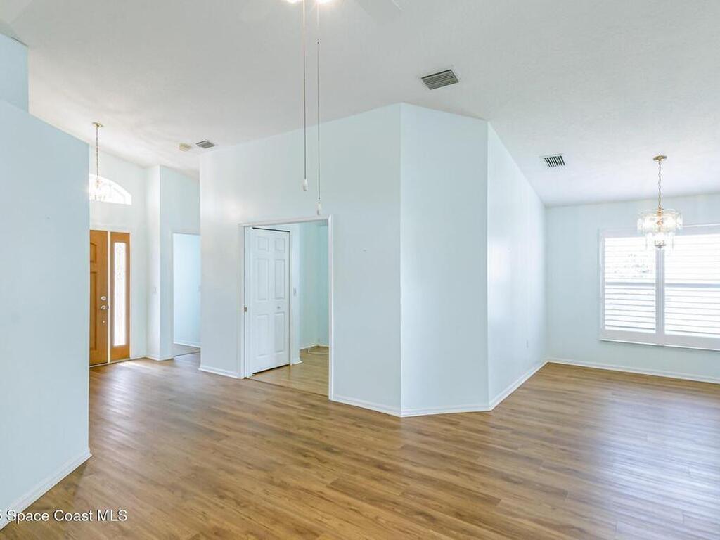 2499 Coral Ridge Circle, Melbourne, FL 32935