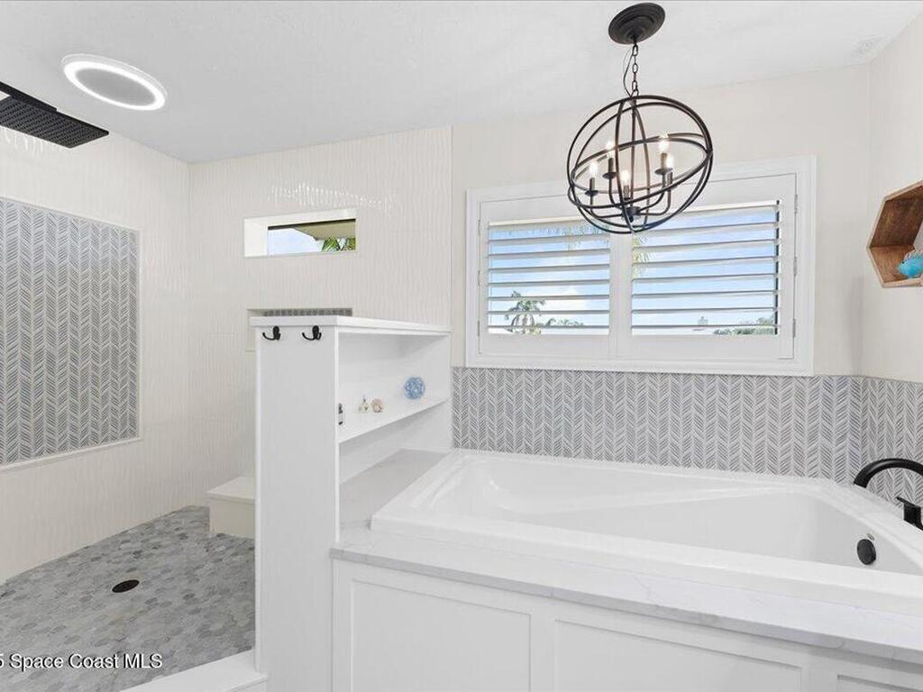 495 Lanternback Island Drive, Satellite Beach, FL 32937