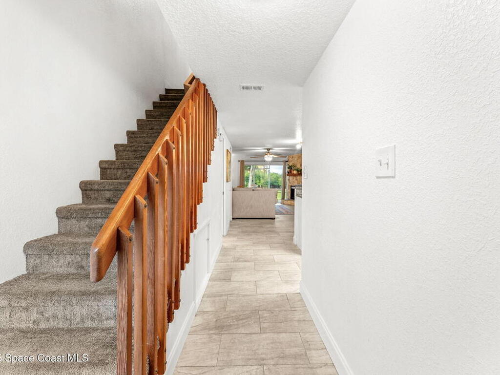 402 N 1st Street, Cocoa Beach, FL 32931