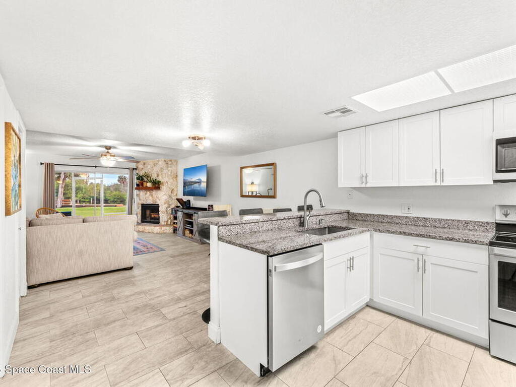 402 N 1st Street, Cocoa Beach, FL 32931