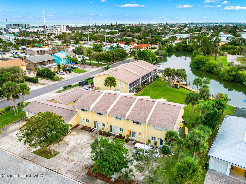 402 N 1st Street, Cocoa Beach, FL 32931