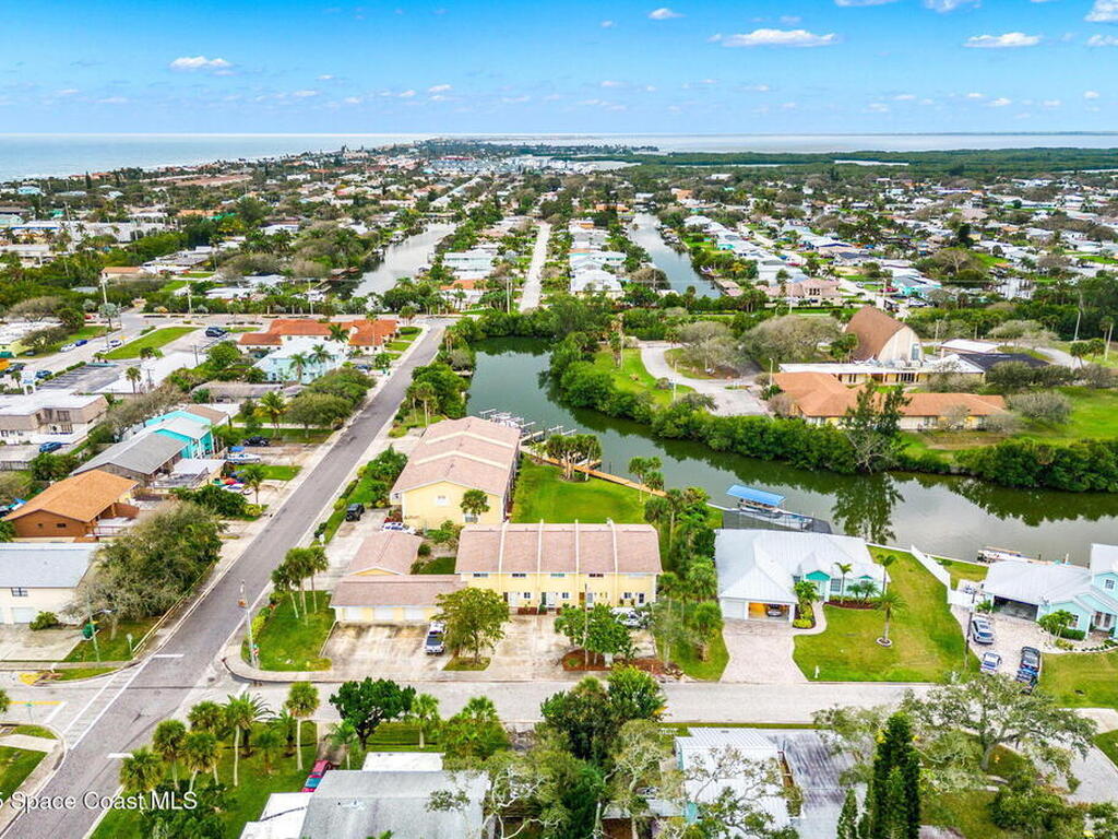 402 N 1st Street, Cocoa Beach, FL 32931