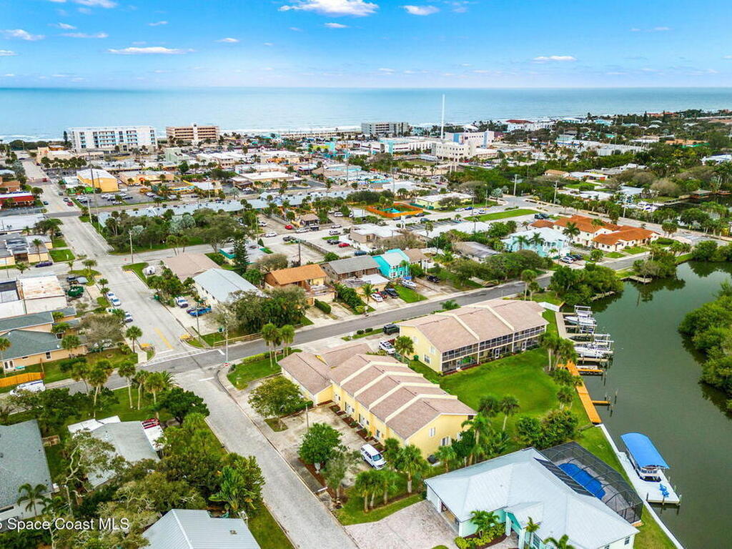 402 N 1st Street, Cocoa Beach, FL 32931