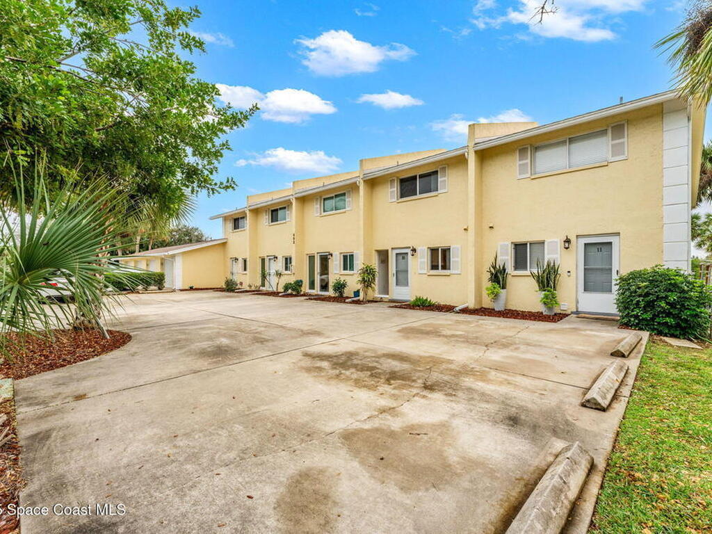 402 N 1st Street, Cocoa Beach, FL 32931