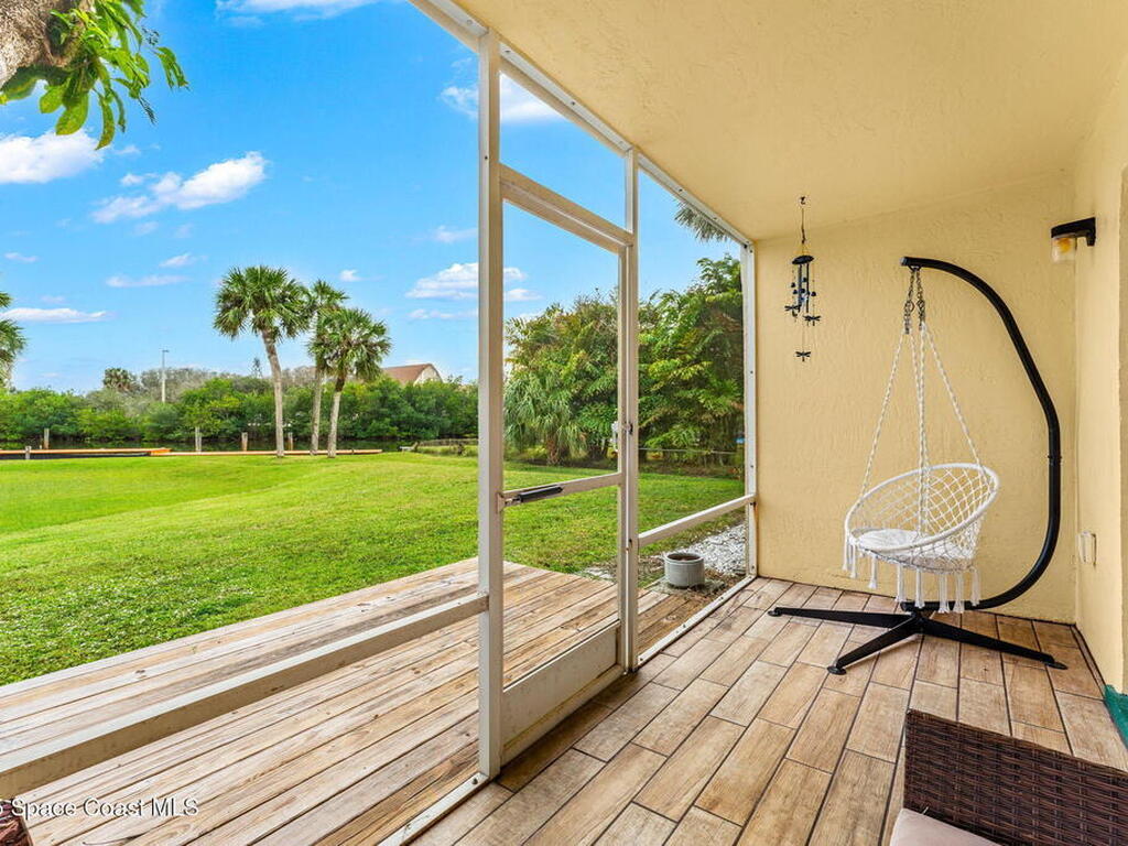 402 N 1st Street, Cocoa Beach, FL 32931