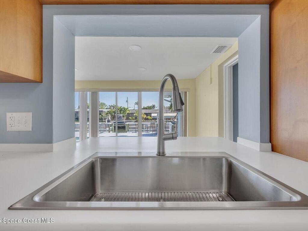 1695 Rochelle Parkway, Merritt Island, FL 32952