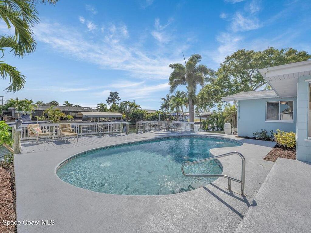 1695 Rochelle Parkway, Merritt Island, FL 32952