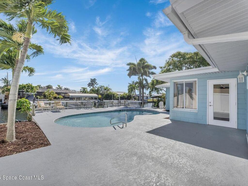 1695 Rochelle Parkway, Merritt Island, FL 32952