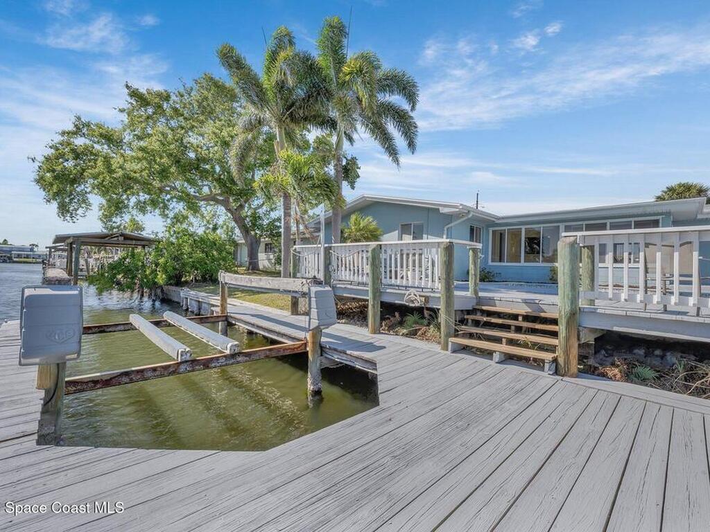 1695 Rochelle Parkway, Merritt Island, FL 32952