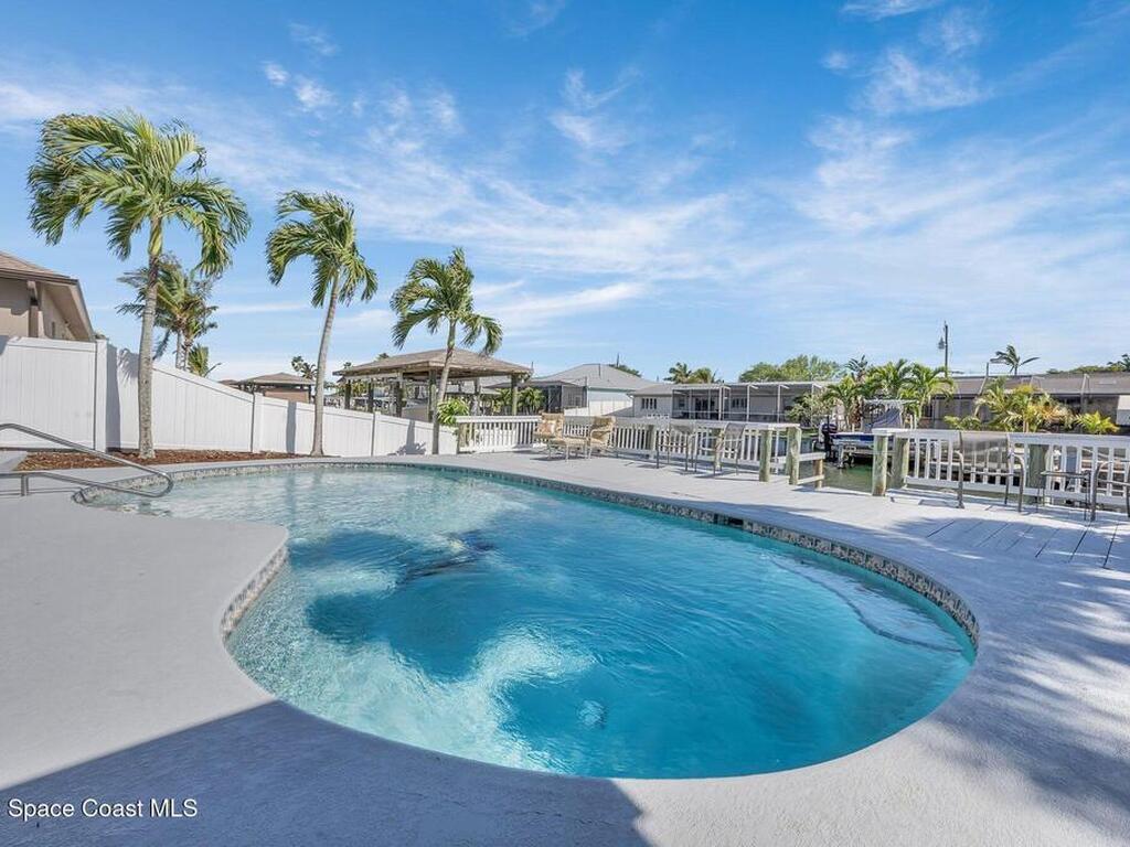 1695 Rochelle Parkway, Merritt Island, FL 32952