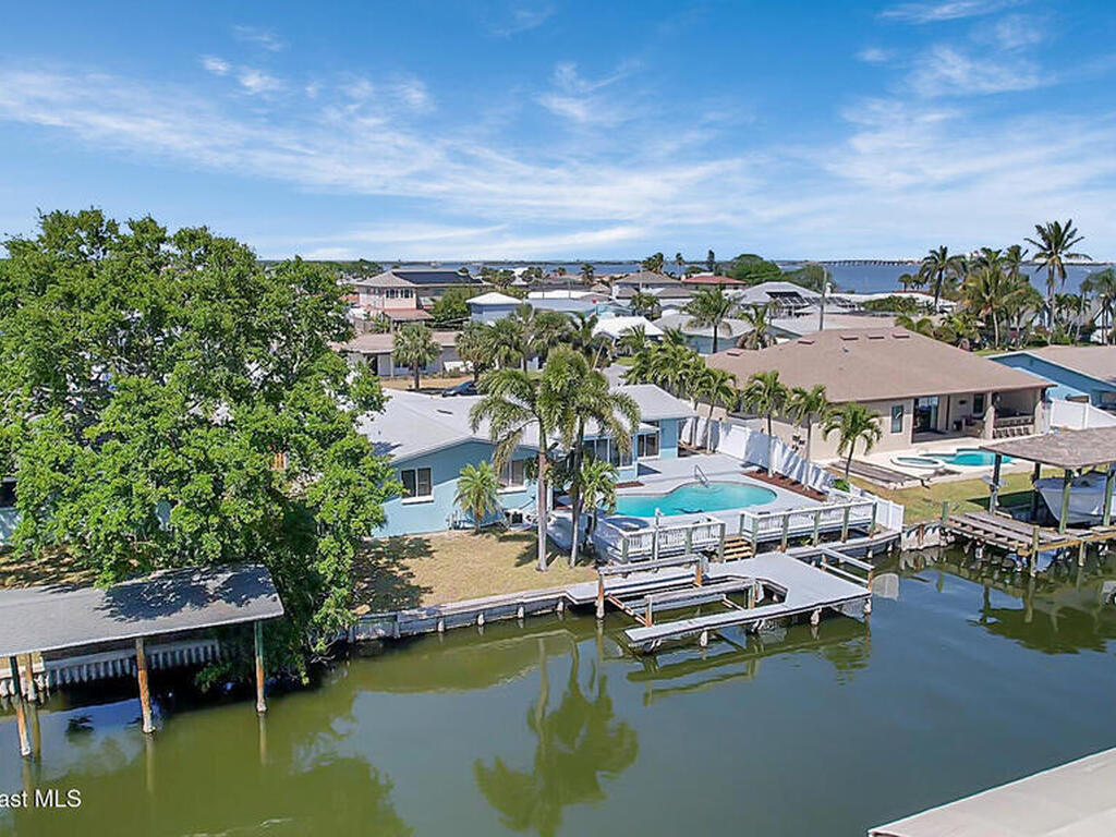 1695 Rochelle Parkway, Merritt Island, FL 32952
