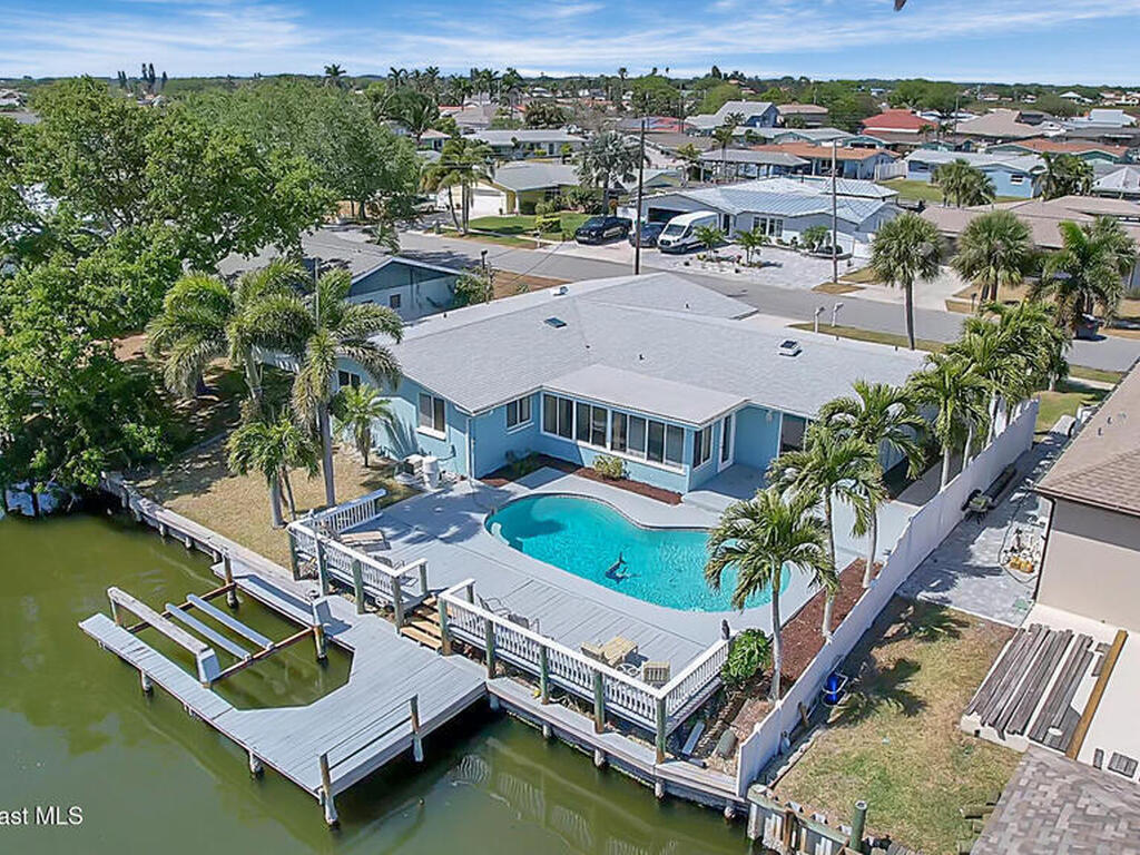 1695 Rochelle Parkway, Merritt Island, FL 32952
