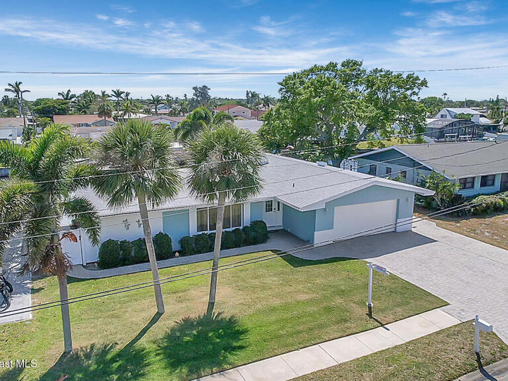 1695 Rochelle Parkway, Merritt Island, FL 32952