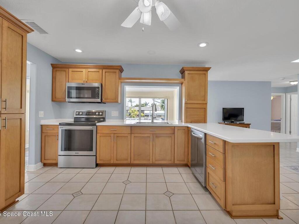 1695 Rochelle Parkway, Merritt Island, FL 32952