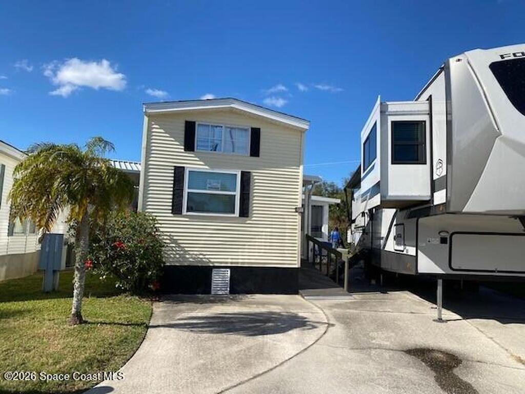 2343 Shuttle Circle, Titusville, FL 32796