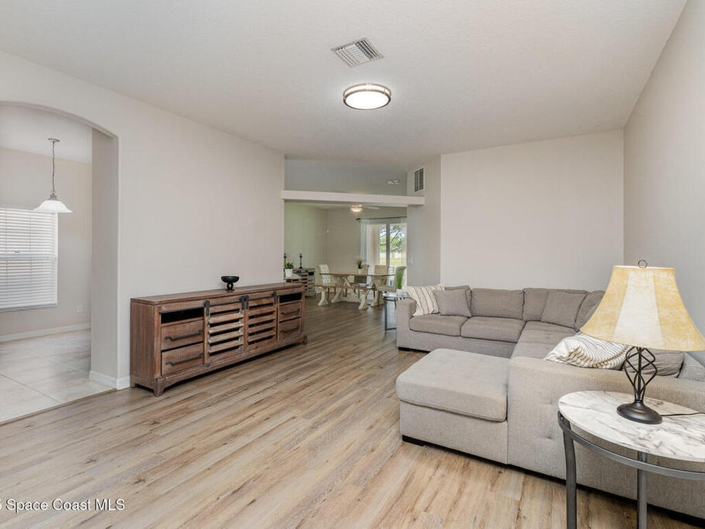 5917 Indigo Crossing Drive, Rockledge, FL 32955