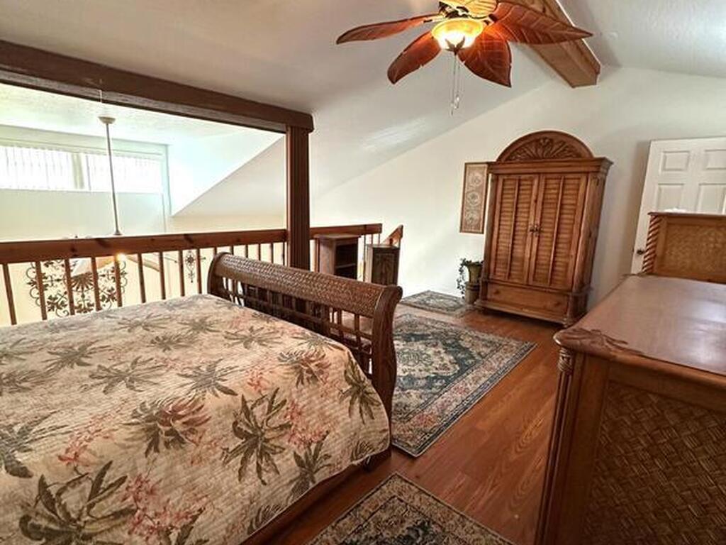 8520 Us-1, Micco, FL 32976