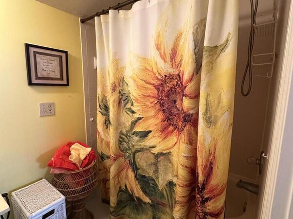 8520 Us-1, Micco, FL 32976